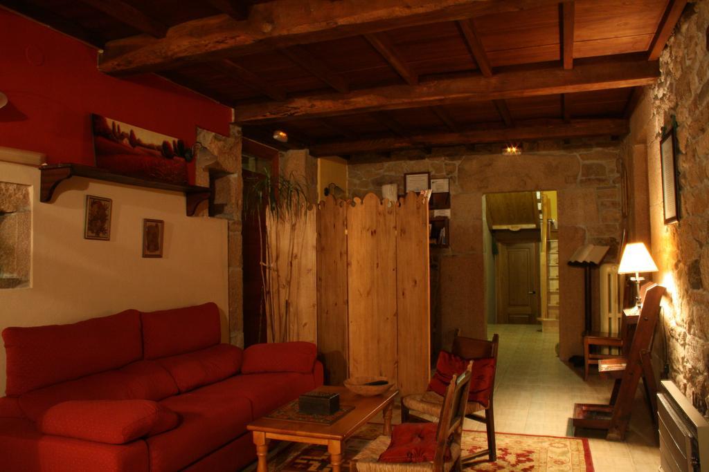 Rectoral De Goian Guest House Саррия Екстериор снимка